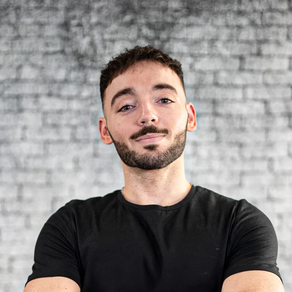 Photo de Lorenzo R, éducateur sportif et responsable de salle